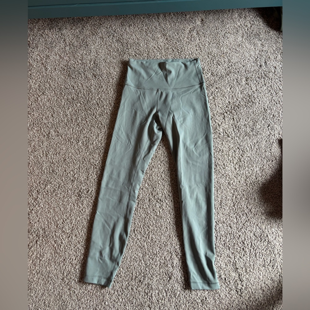 Lululemon Wunder Train leggings